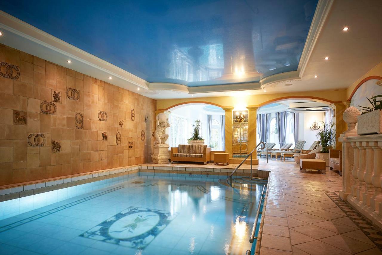 Villa Katharina Ferienwohnungen Willingen  Buitenkant foto
